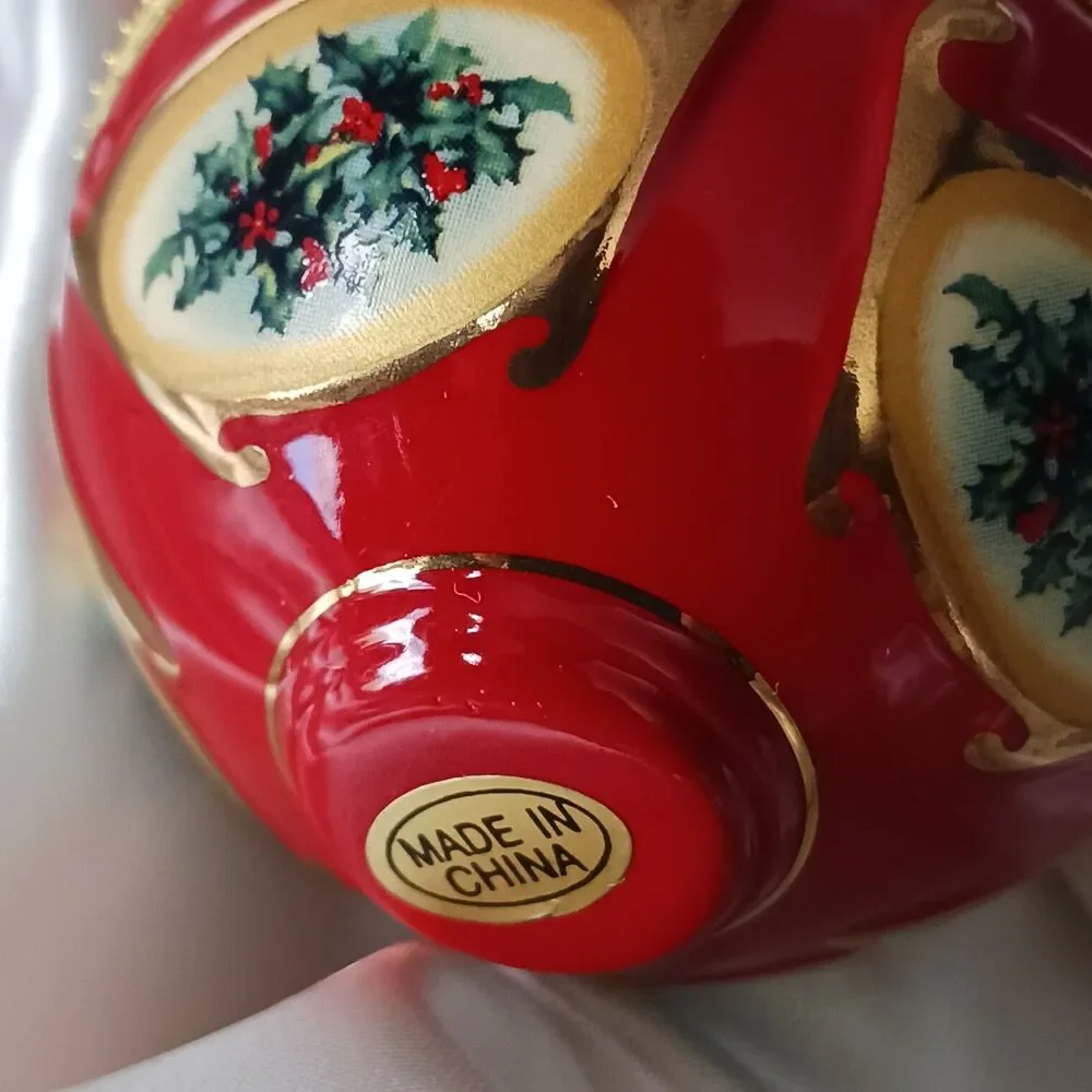 Mr. Christmas see my